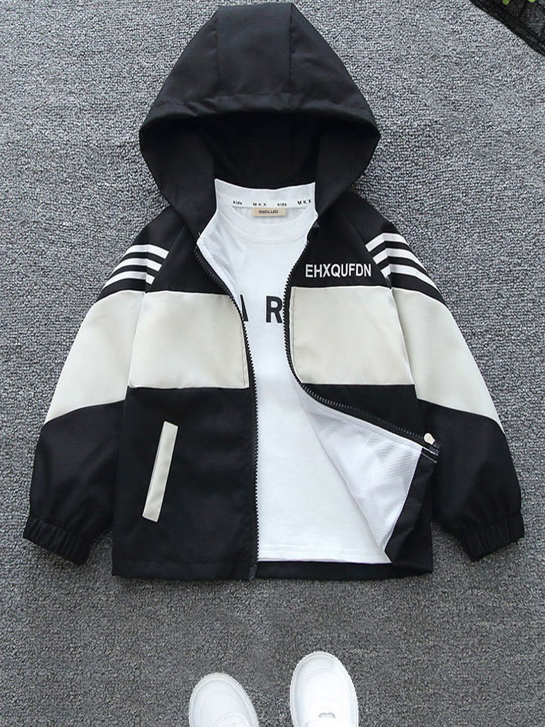 INCLUD Boys Colourblocked Hooded Neck Full Sleeves Open Front Jacket