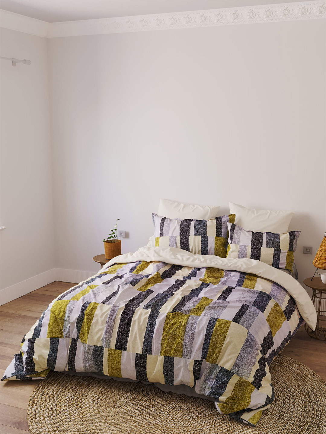 LABHAM Easyliving Yellow Geometric Cotton 180 TC King Fine Bedsheet with 2 Pillow Covers-274.32 x 274.32 cm