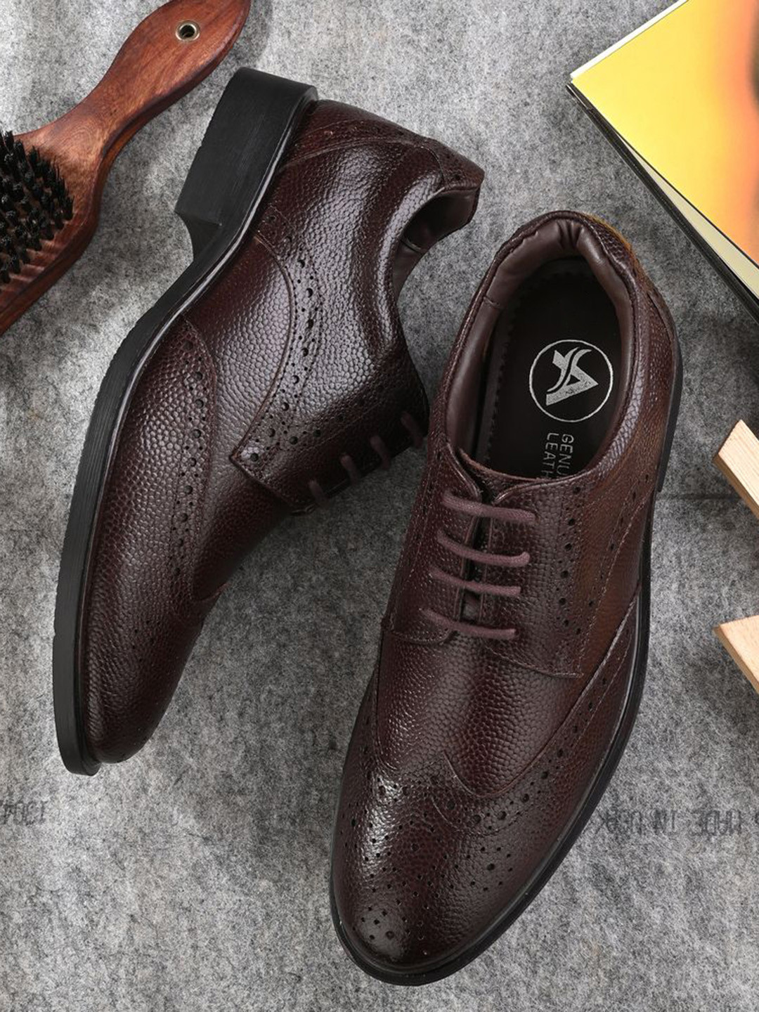Auserio Men Leather Formal Brogues