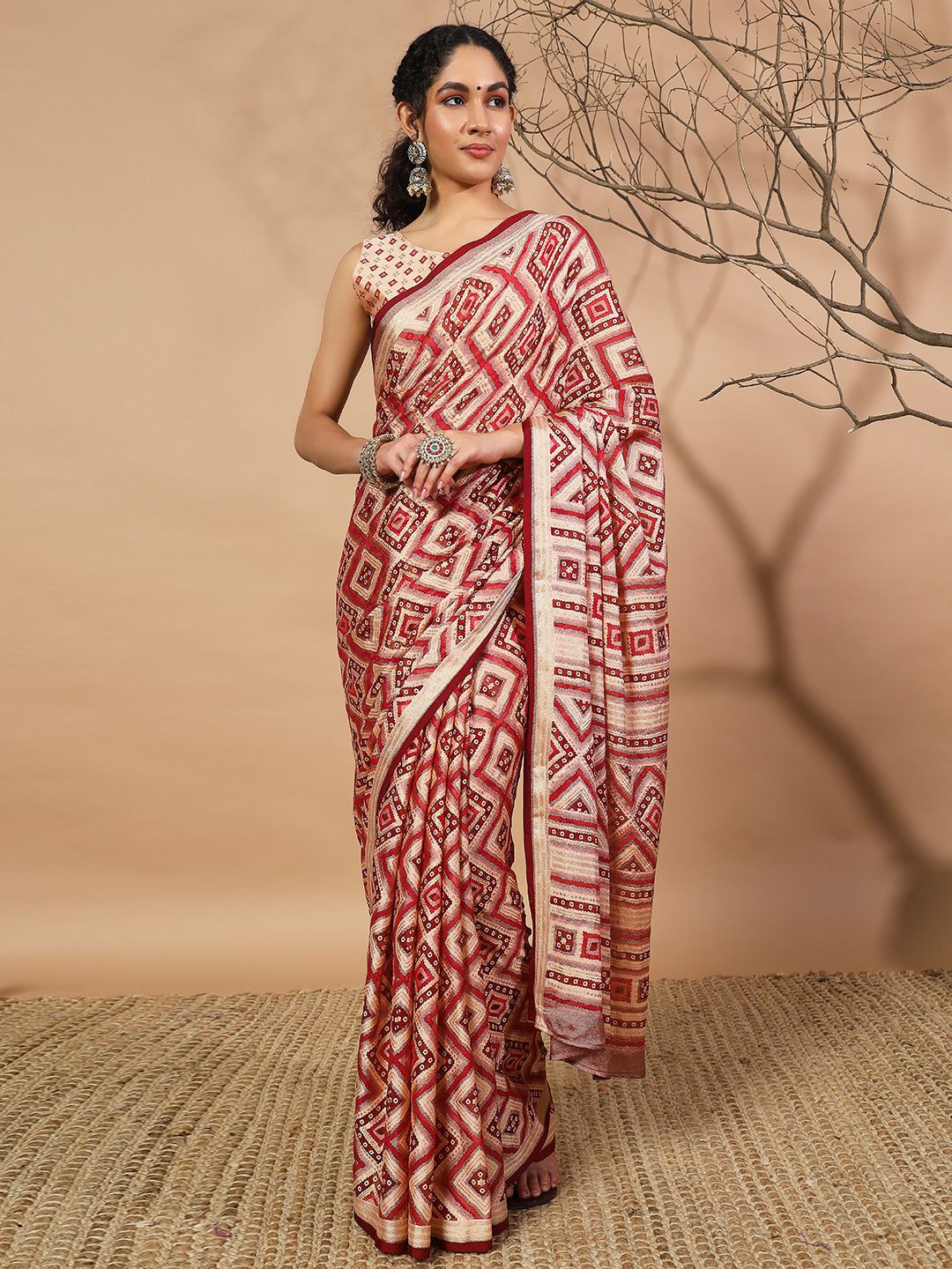 RACHNA Brasso Saree With Foil Print Border