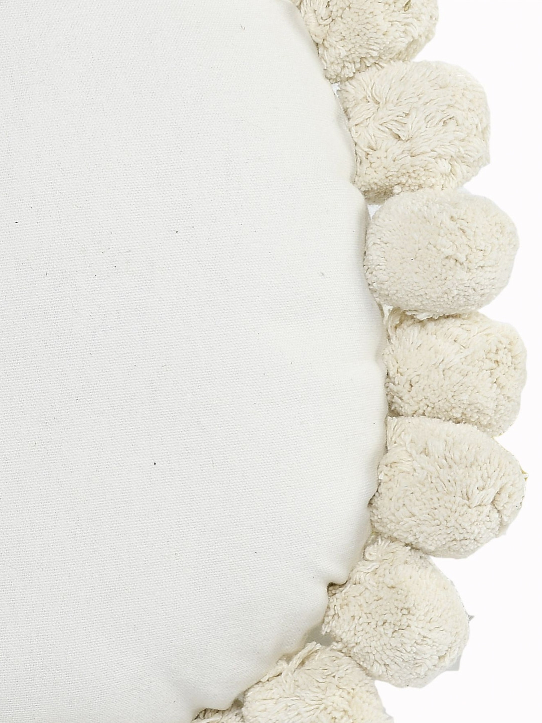 SASHAA WORLD White Polyester Silk Lightweight Textured Round Cushion Cover -16x16In