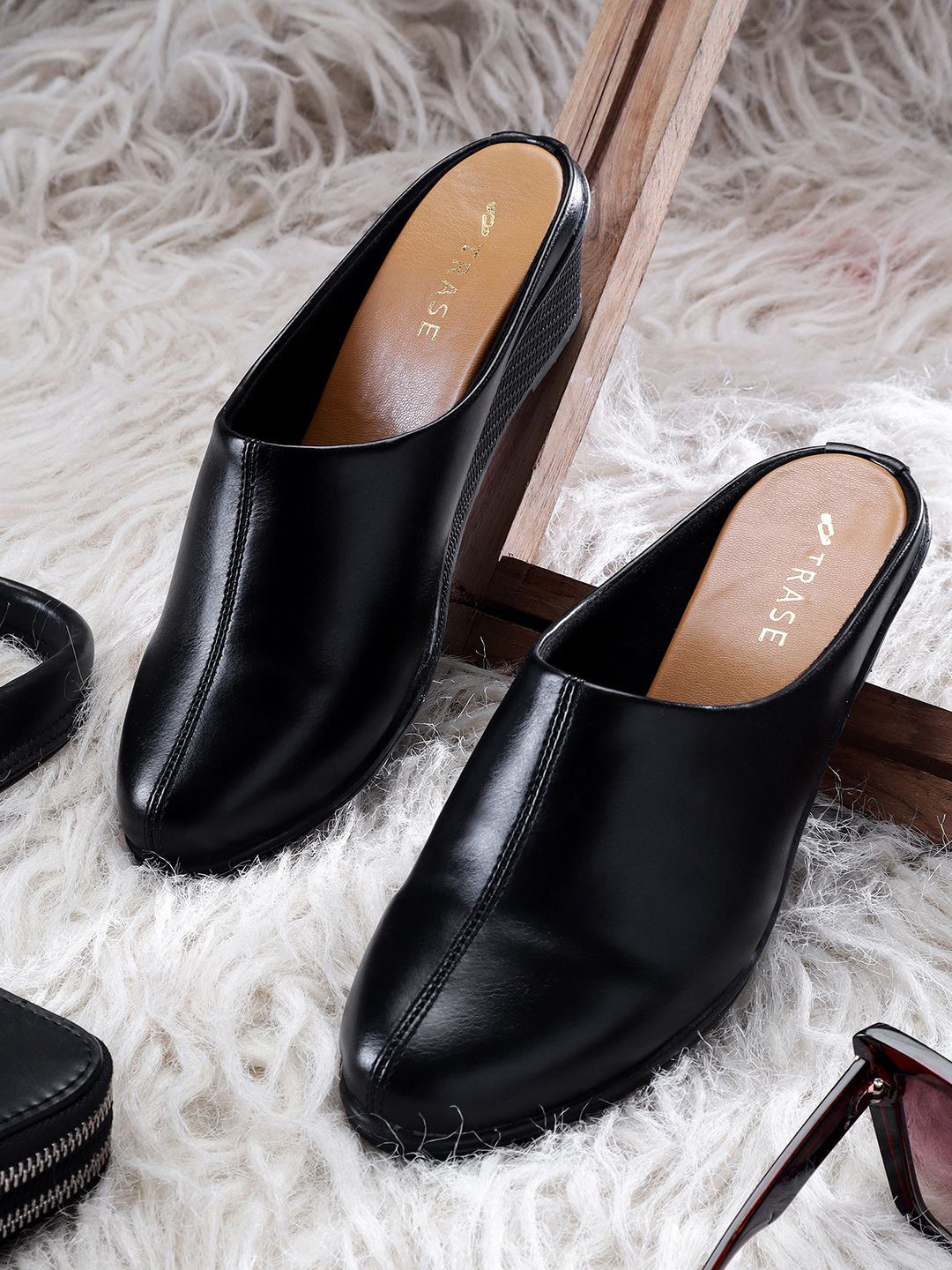 TRASE Wedge Heel Mules