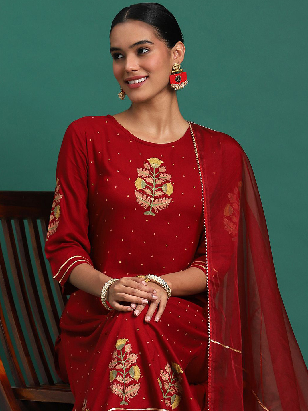 Sangria Printed Straight Kurta Set