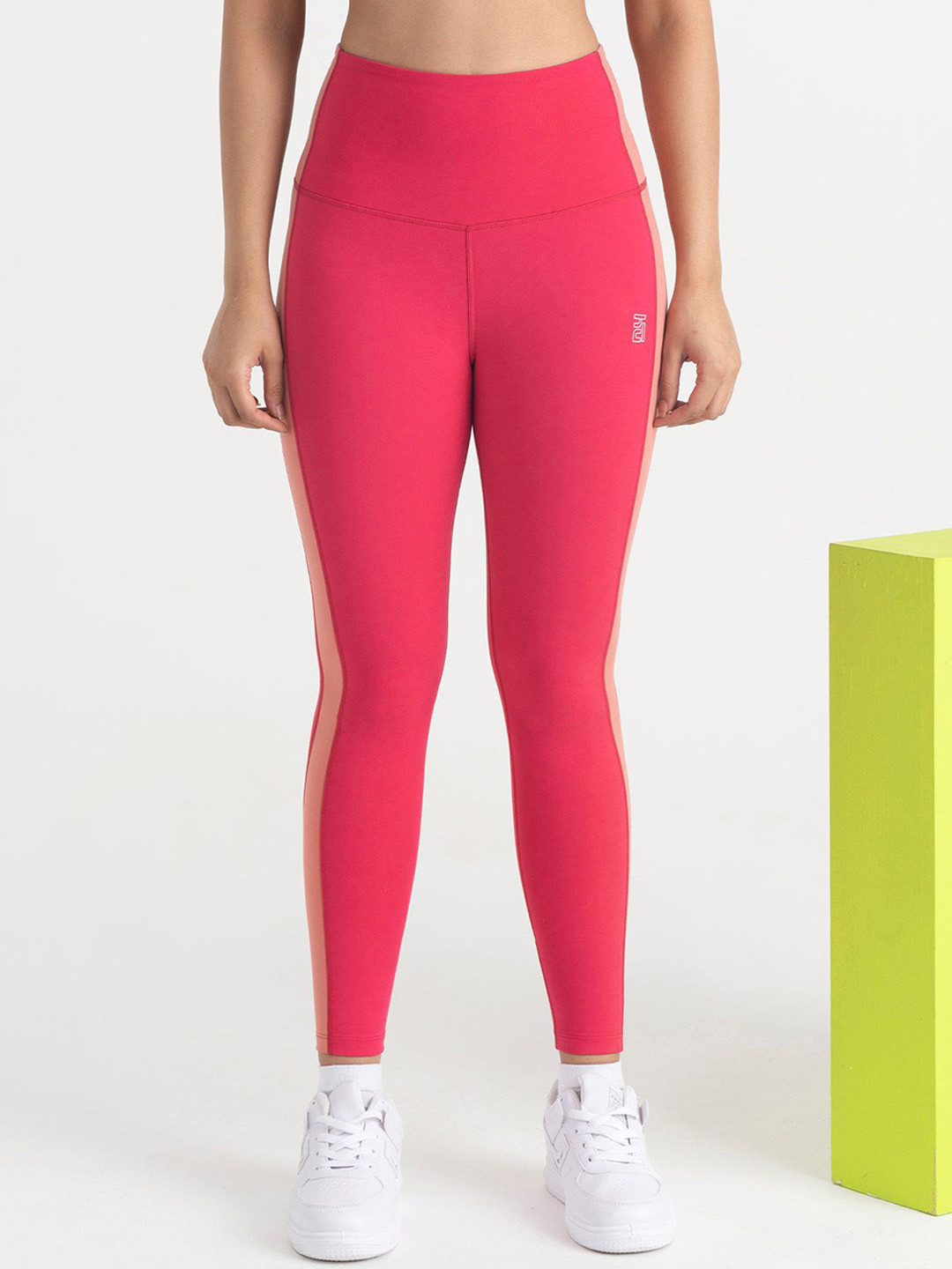 Hunnit Women Epic Pop Squat Proof High Rise Stretchable Activewear Workout 7/8 Leggings