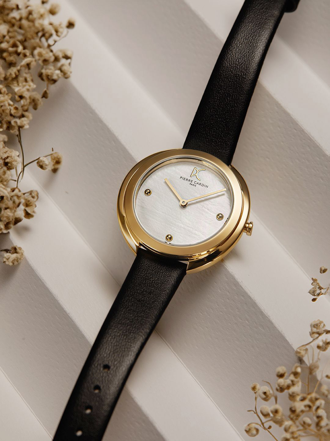 pierre cardin Women Dial & Leather Straps Analogue Watch CMC.8004