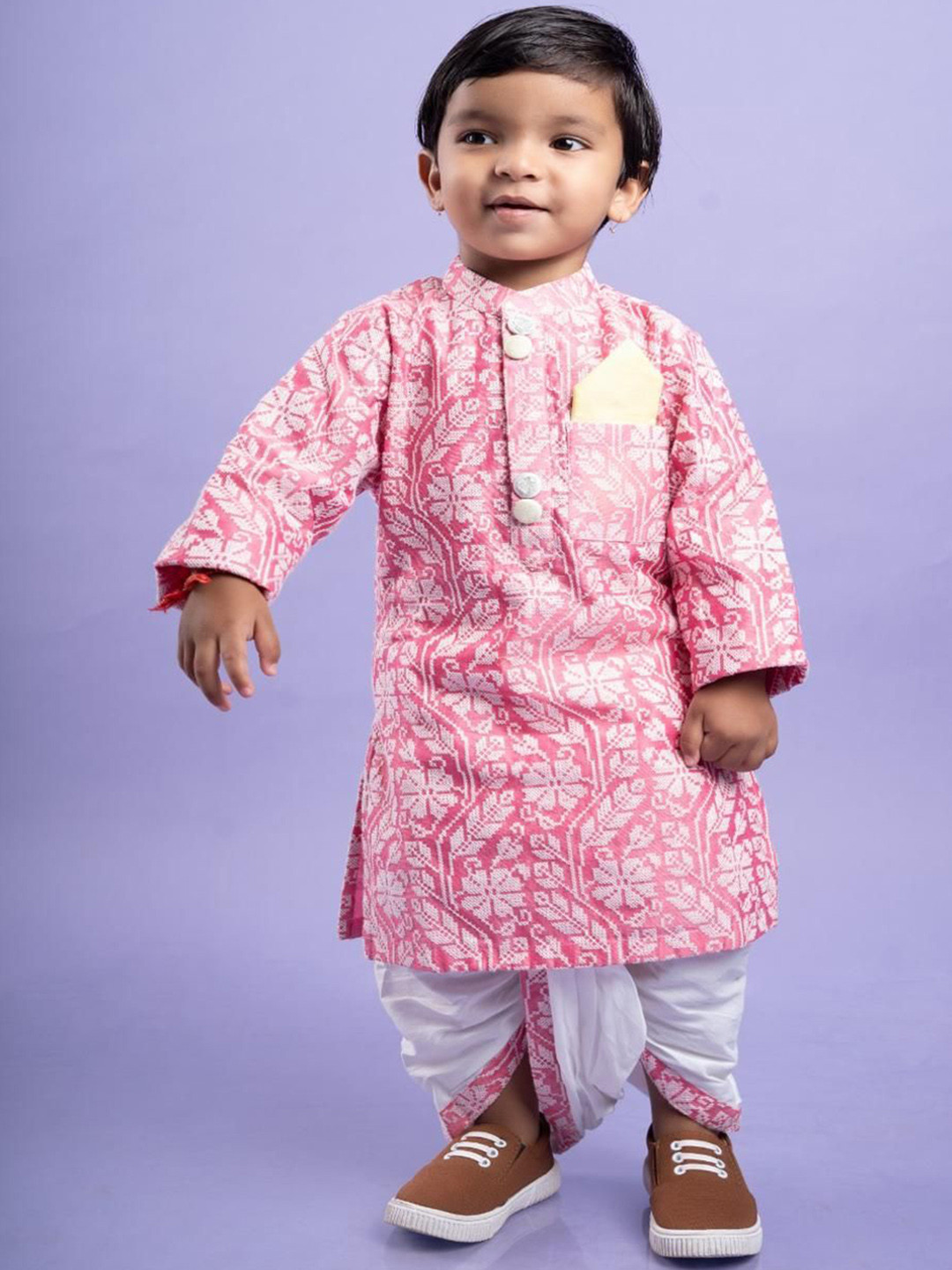 Kirti Agarwal Boys Floral Embroidered Regular Chanderi Silk Kurta with Pyjamas