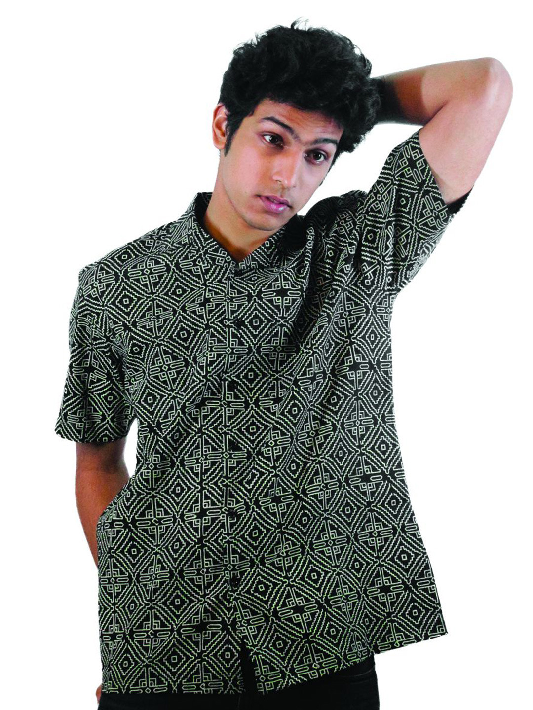 Tisser Men Comfort Slim Collar Geometric Printed Cotton Casual Shirt