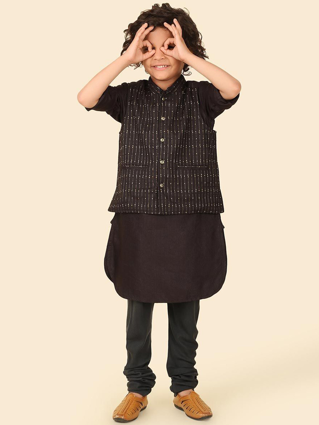 Fabindia Boys Shirt Collar Pathani Kurta With Jacket