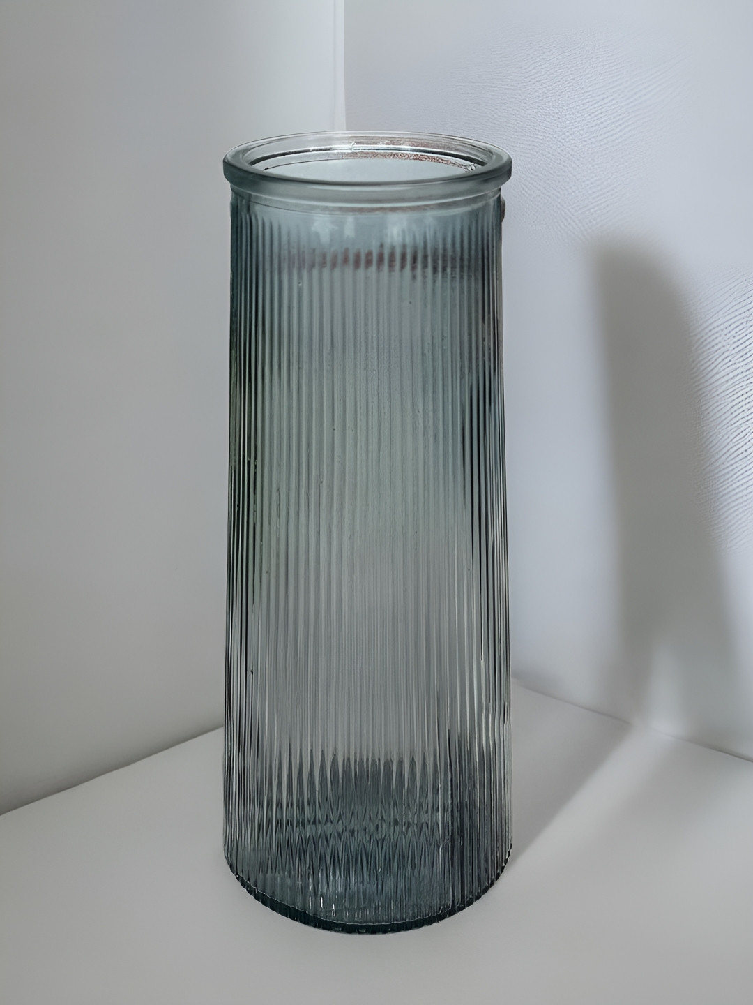 Art Street Flower Vase Ribbed Cylinder Shape Flower Pot