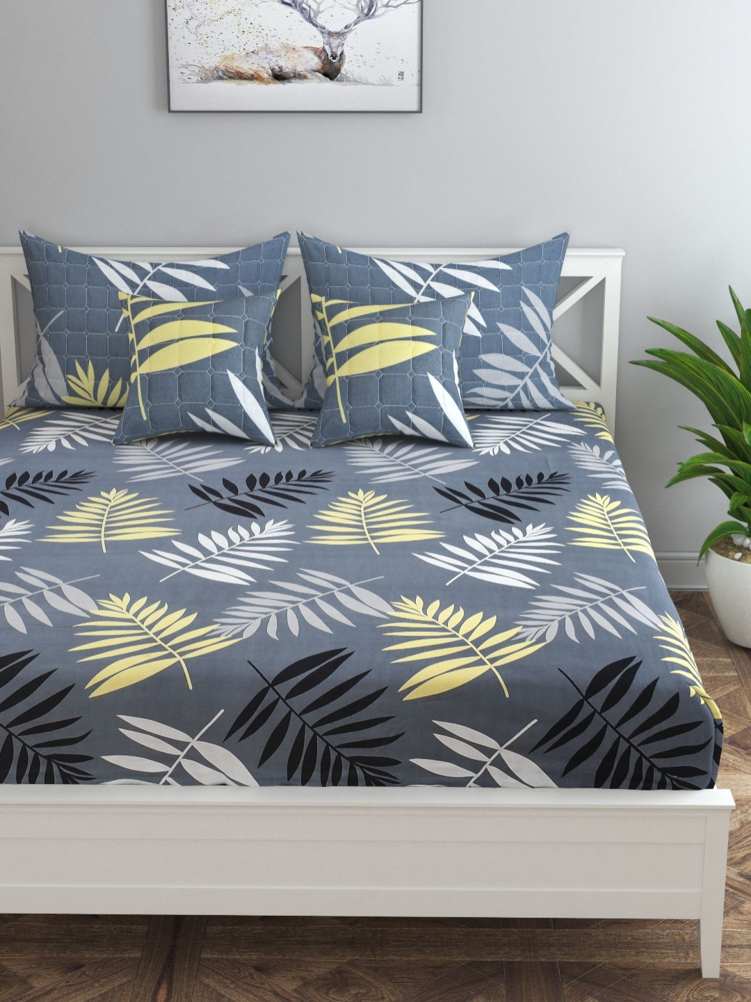 BREVARD Grey Leaf Polycotton Queen Bedsheet with 4 Pillow Covers-90 x 100 inches