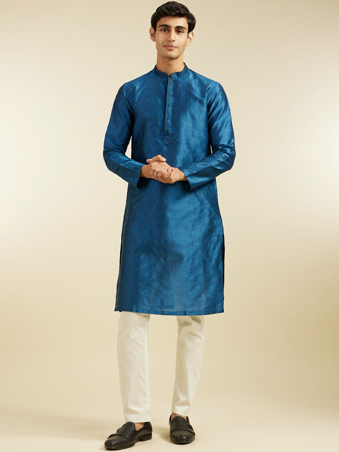 Diwas by Manyavar Geometric Woven Design Thread Work Art Silk Straight Kurta