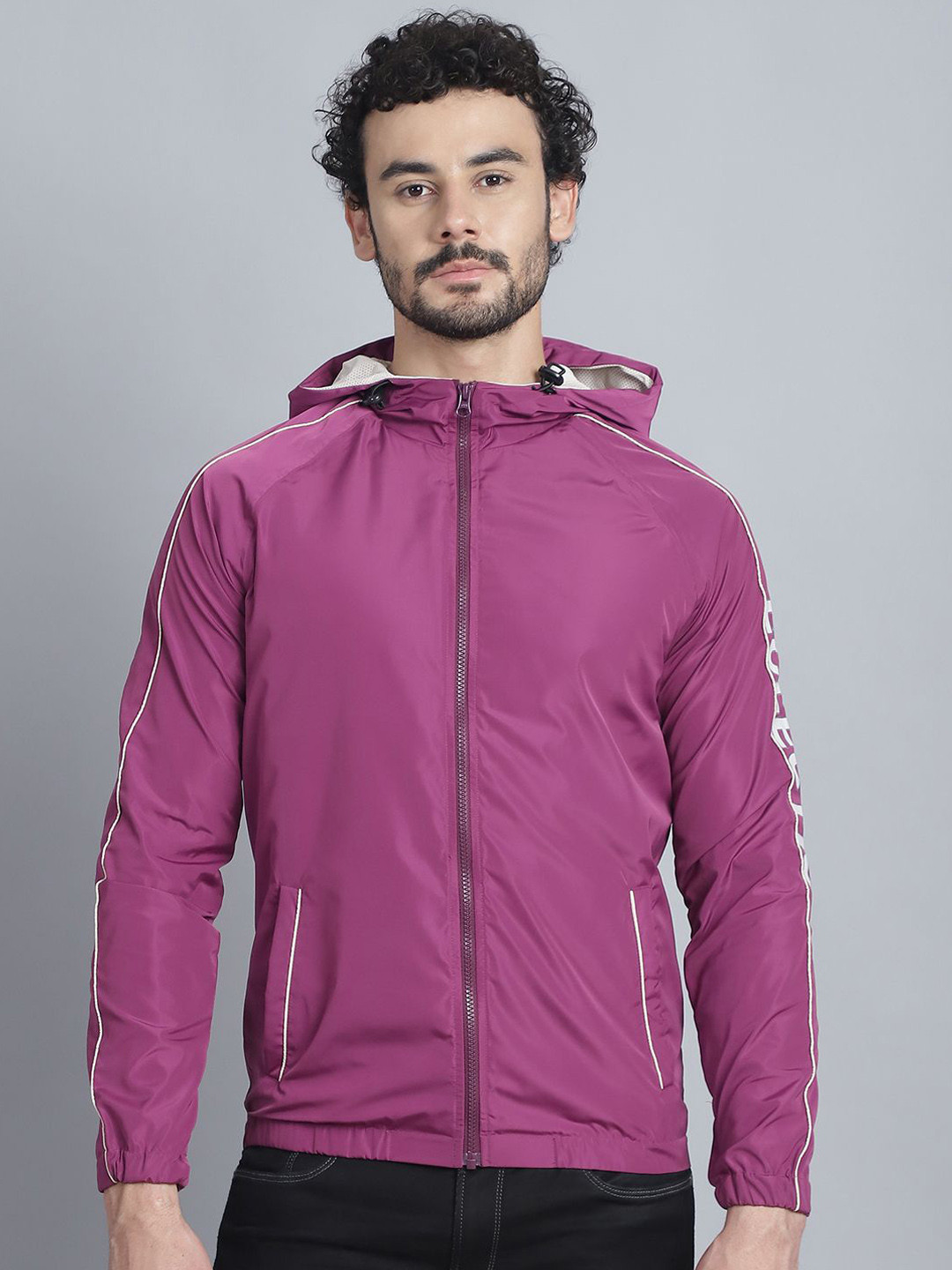 HOUSE OF VEDAS Men Lightweight Training or Gym Sporty Jacket with Patchwork