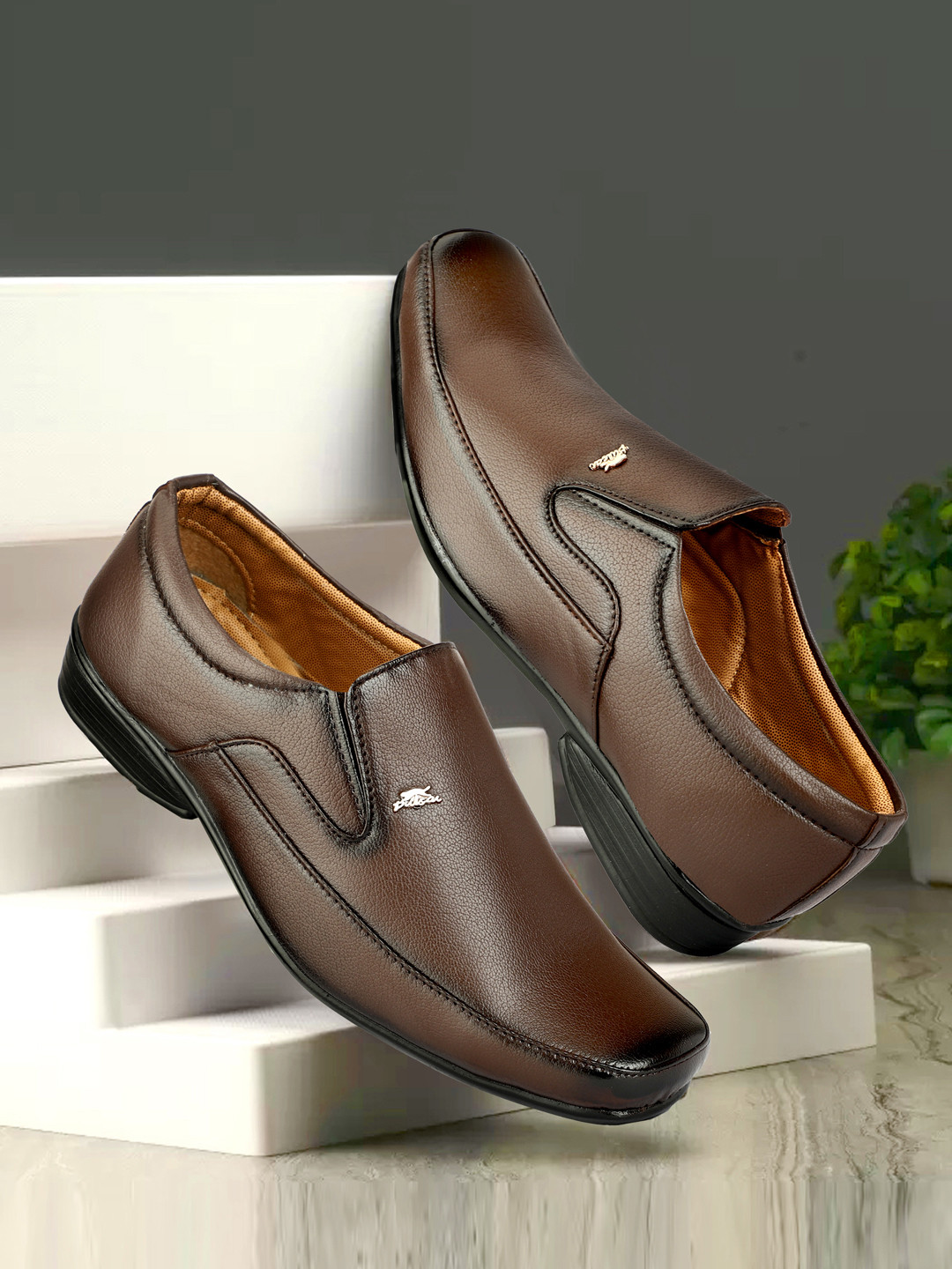 Stylelure Men Leather Slip-Ons Formal Shoes