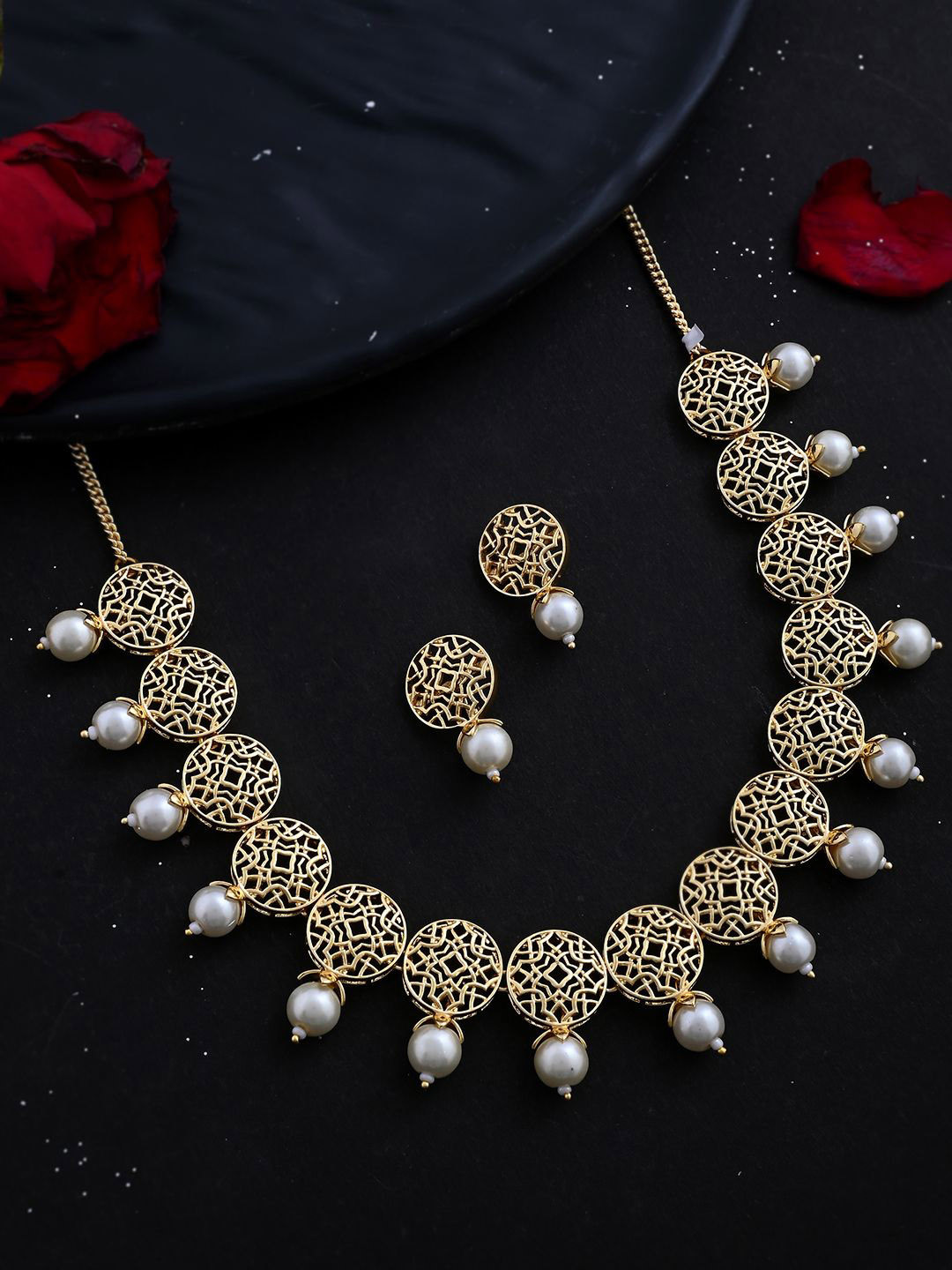 House of Pataudi Gold Plated Beaded Nazakat Nyasia Jewellery Set