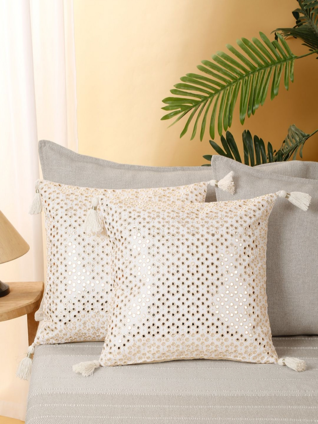 eyda Unisex Beige Cushion Covers