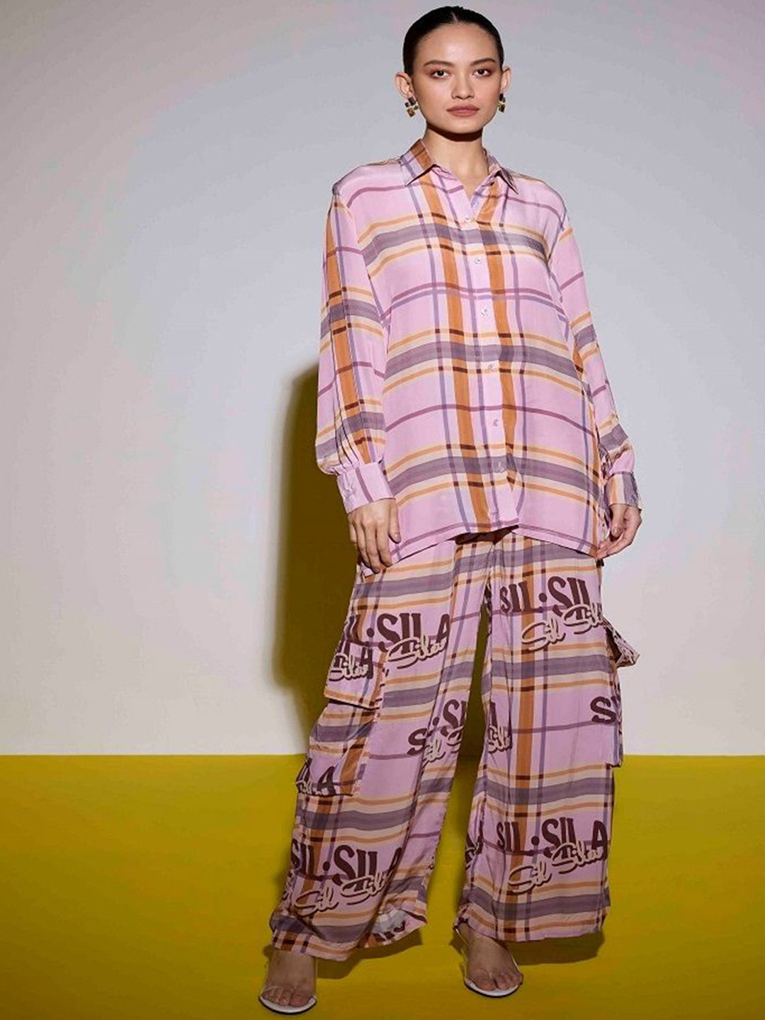 SIL SILA Shirt Collar Checked Shirt With Trousers