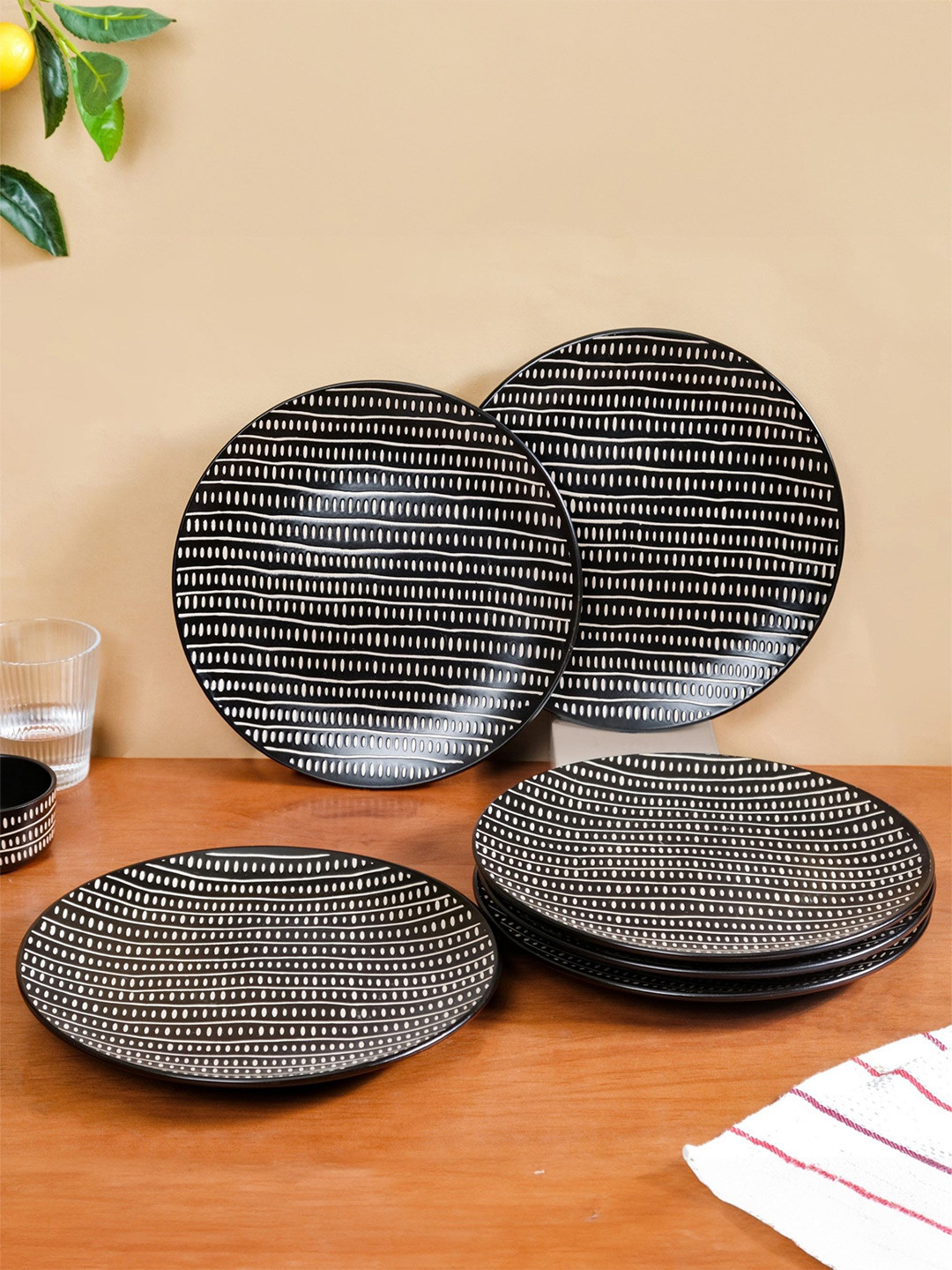 Nestasia 6 Pcs Ceramic Dinner Plate Black 11 Inch