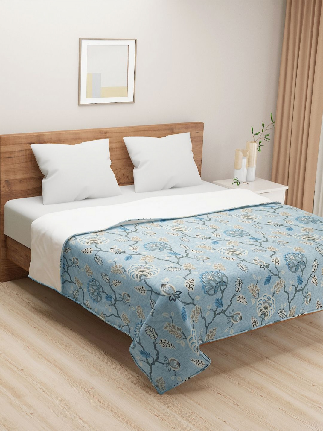 Swayam Ananda Light Blue Floral 210TC Pure Cotton Double AC Quilt 90 x 100 inches