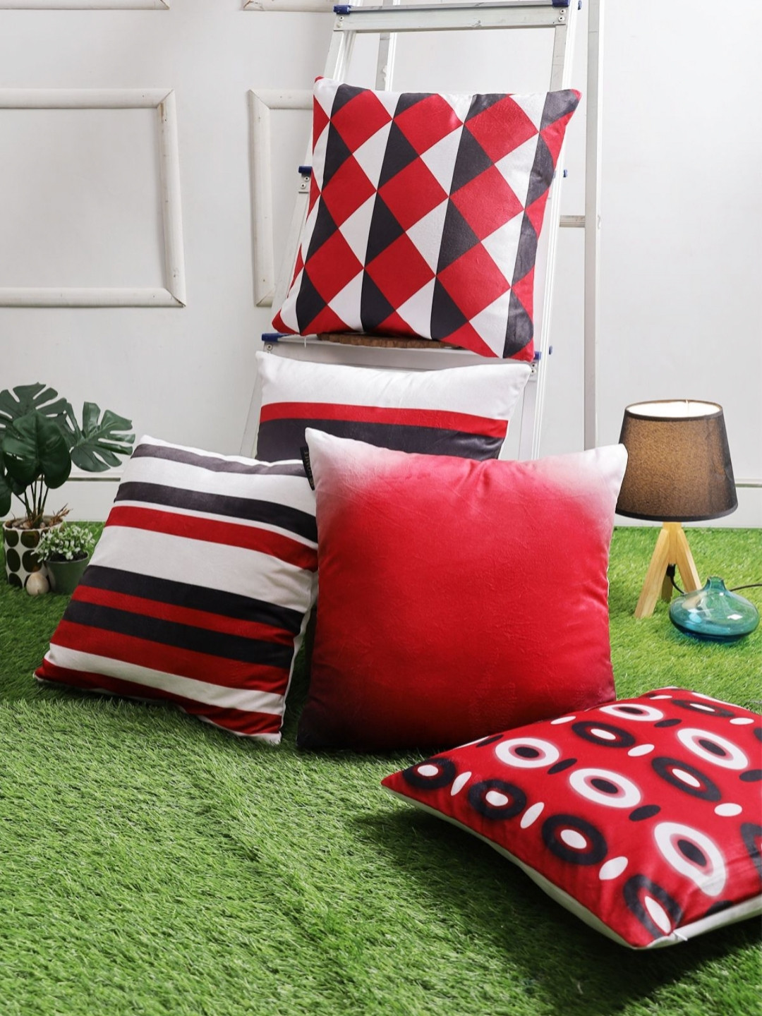 Myntra Elegant Homes Red & White 5 Pieces Geometric Velvet Square Cushion Covers
