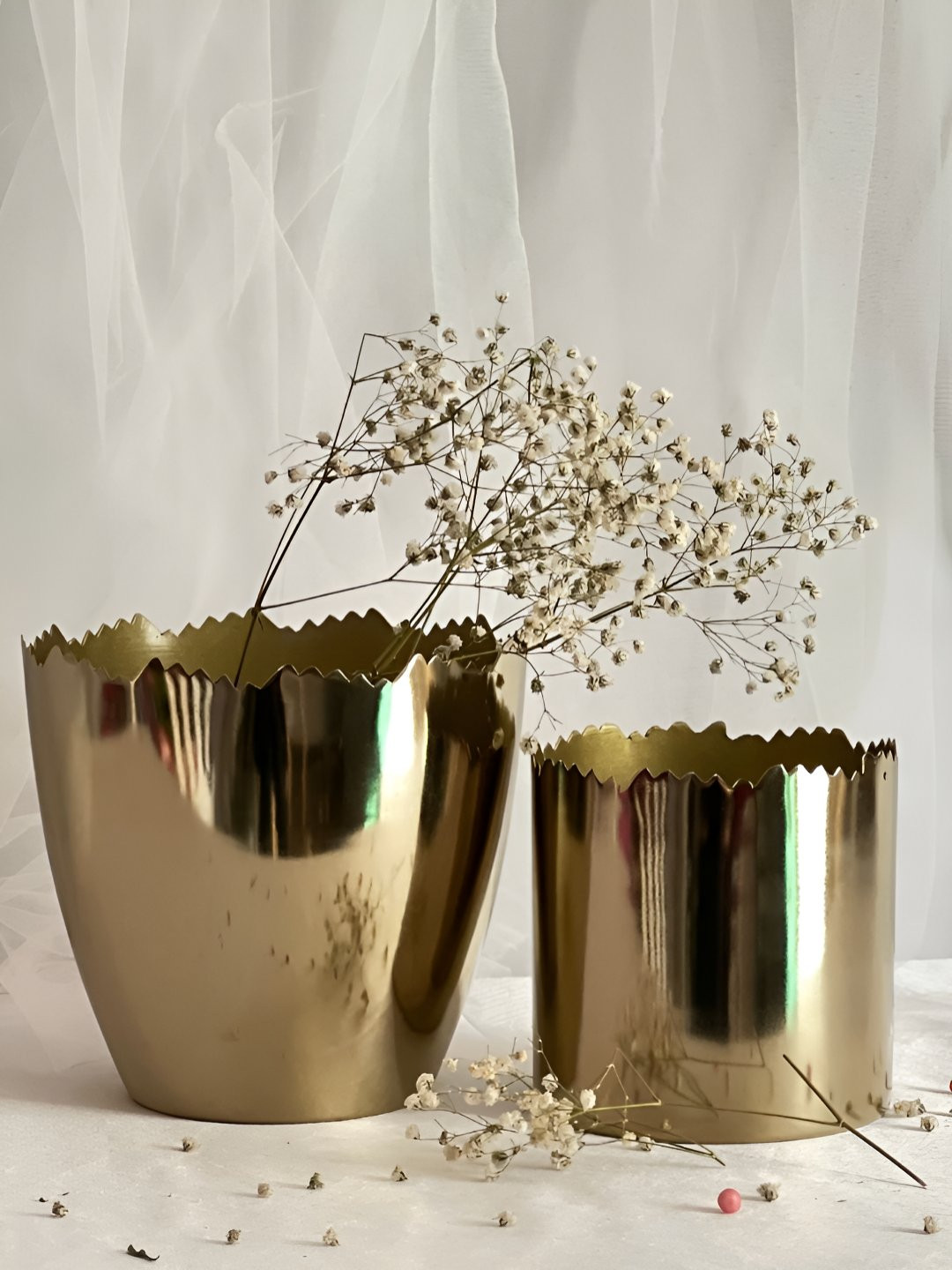 Timaya's Decor Alpha Gold Toned 2 Pieces Glossy Planters