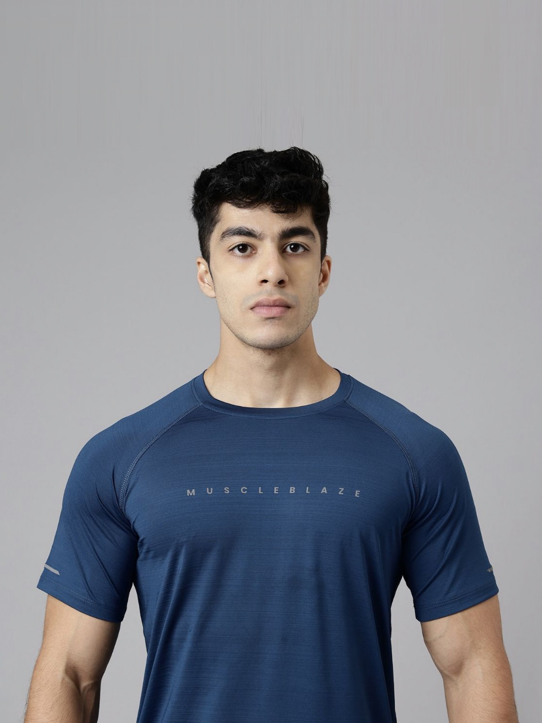 MuscleBlaze Active Round Neck T-Shirt for Men for Gym & Sports Teal Blue