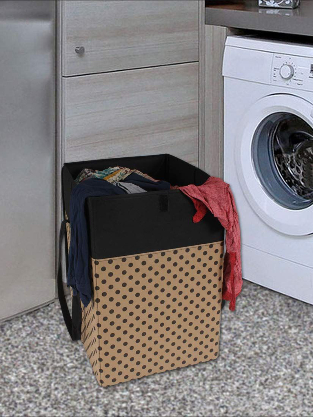 prettykrafts Beige Colored & Black Printed Foldable Laundry Bag With Lid- 75l