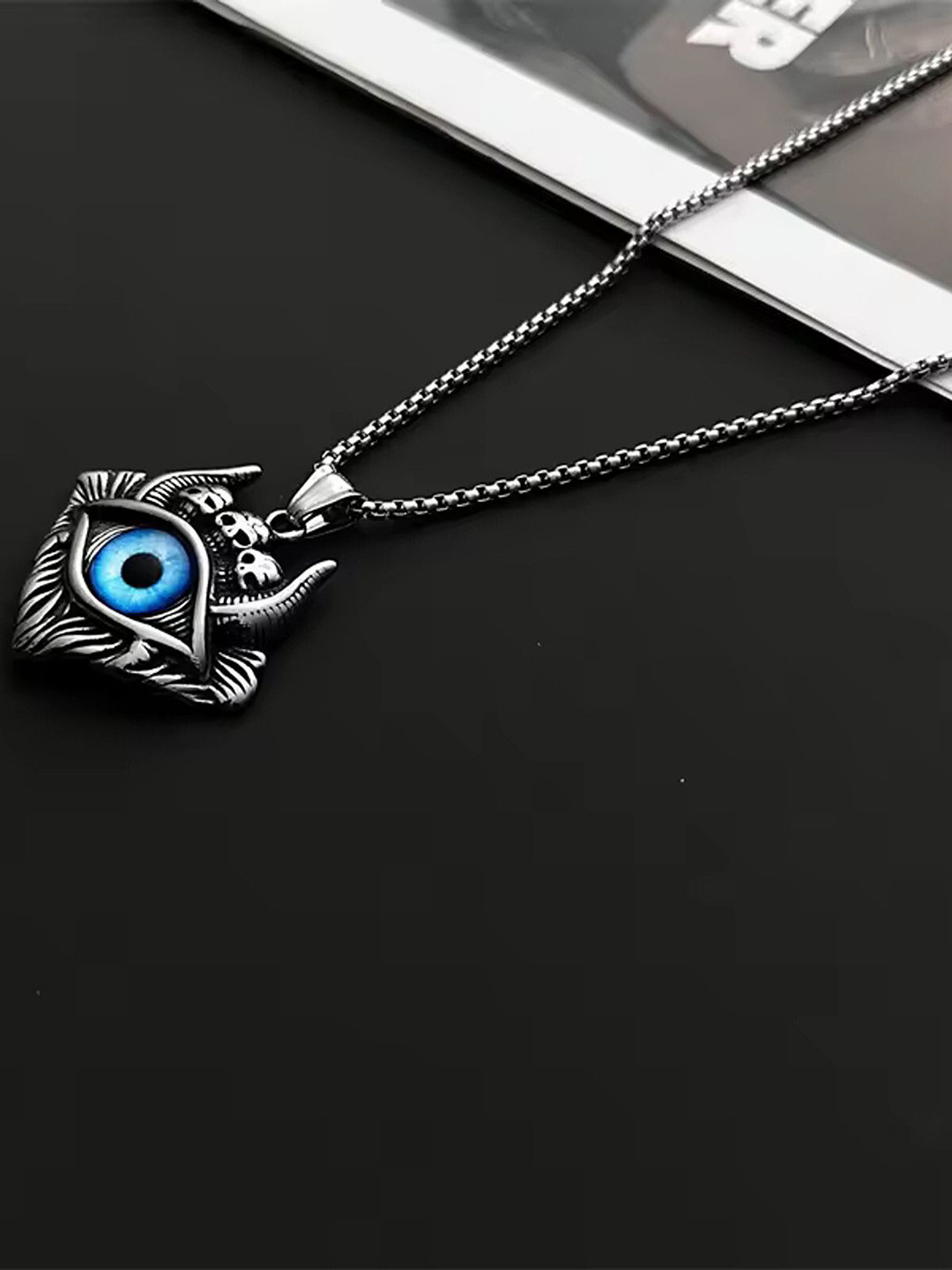 Heer Collection Silver-Plated Contemporary Pendants with Chains
