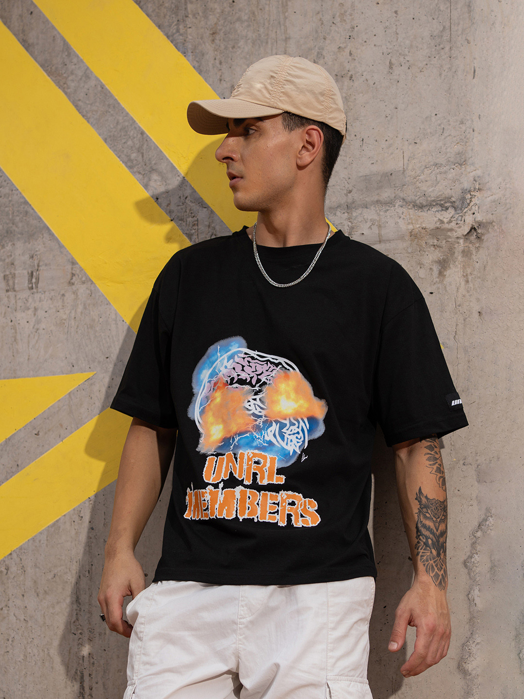 UNRL Graphic Printed Cotton T-shirt with Drop-Shoulder Sleeves