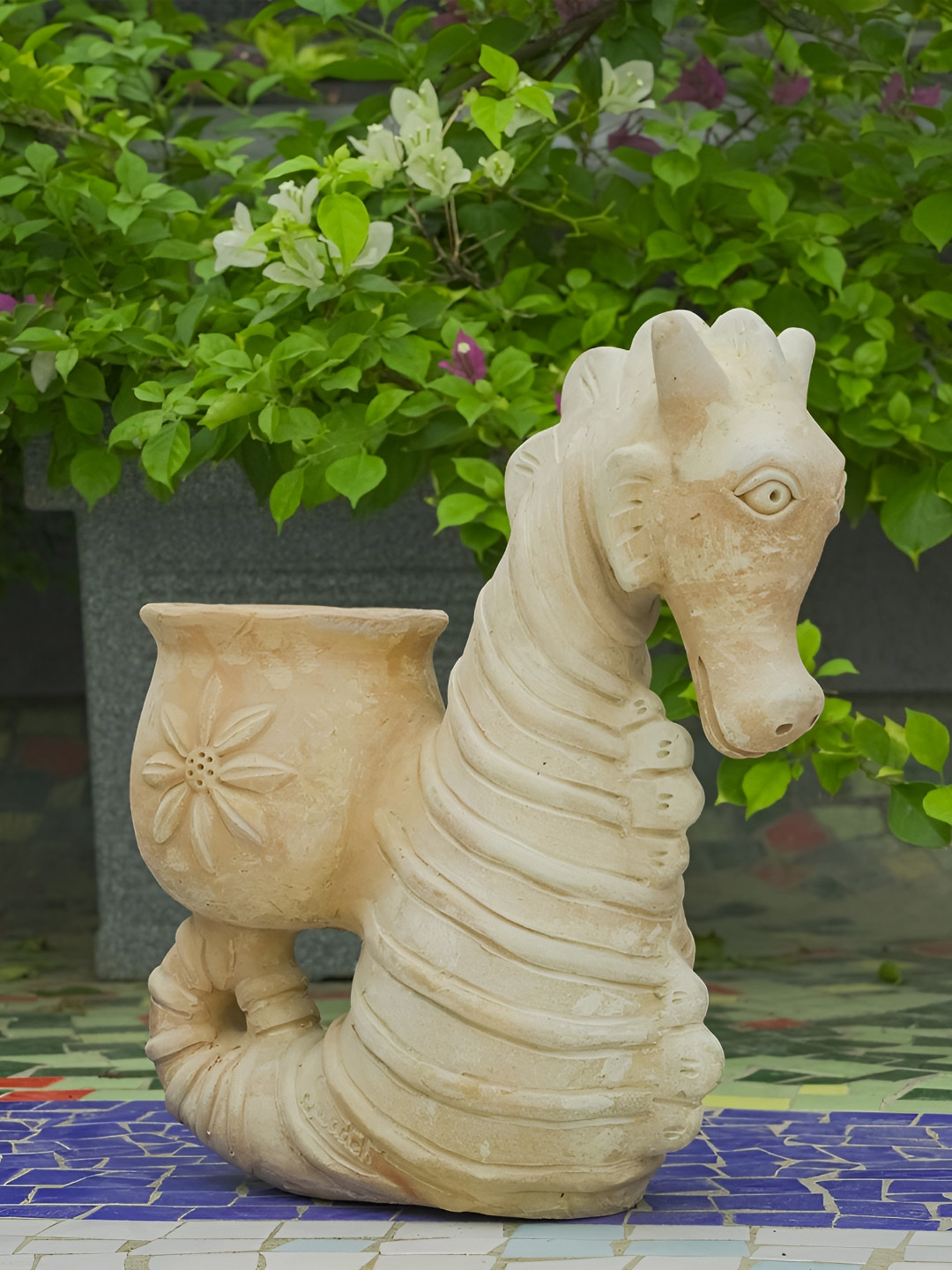 Swadeh Seashell Seahorse Clay Planter