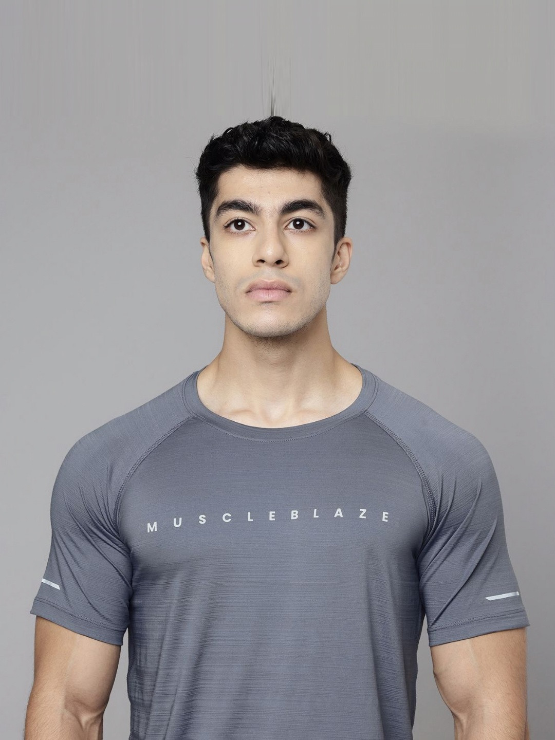 MuscleBlaze Active T Shirt for Men, Dry Fit T Shirt for Gym & Sports (Nardo Grey)