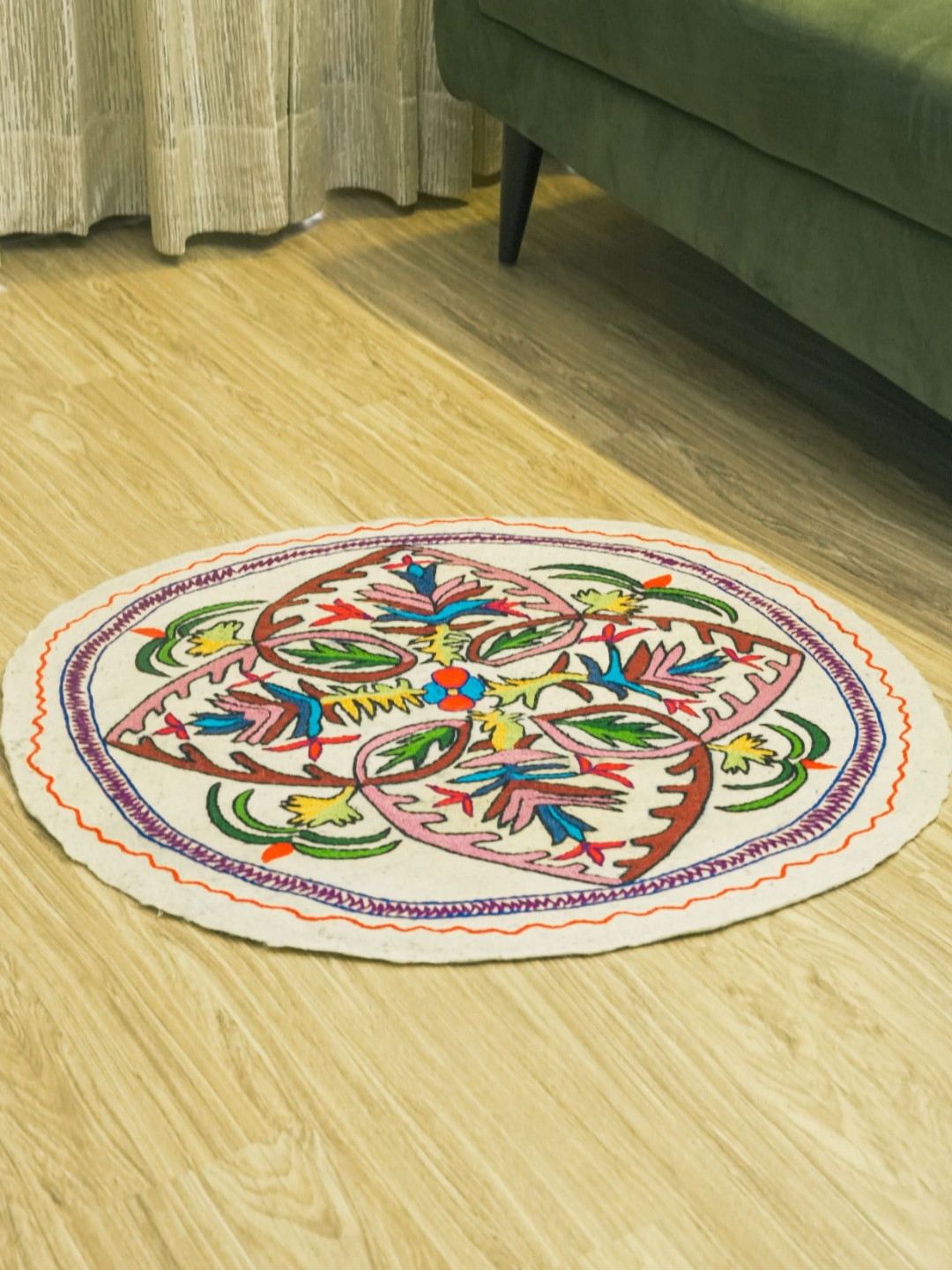 Swadeh Round Rug - Heartfelt Harmony