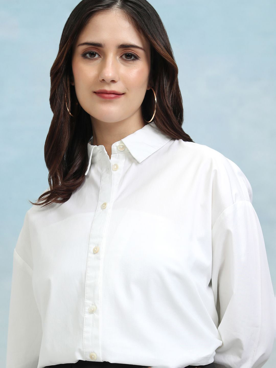 CHIC BY TOKYO TALKIES Women Off Solid Drop Shoulder Button Down Shirt