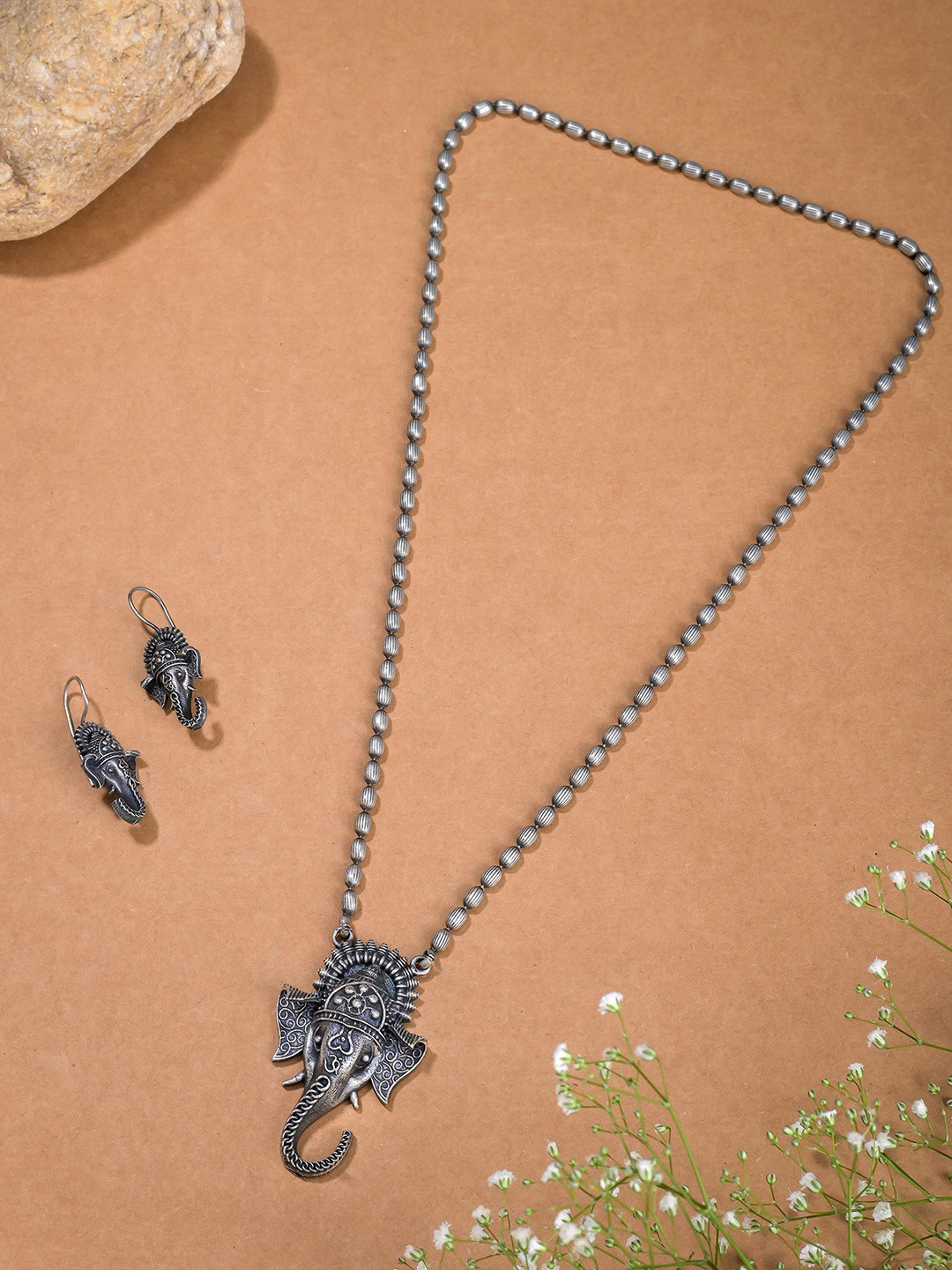 Designbox Shree Ganesha Oxidised Pendant Set