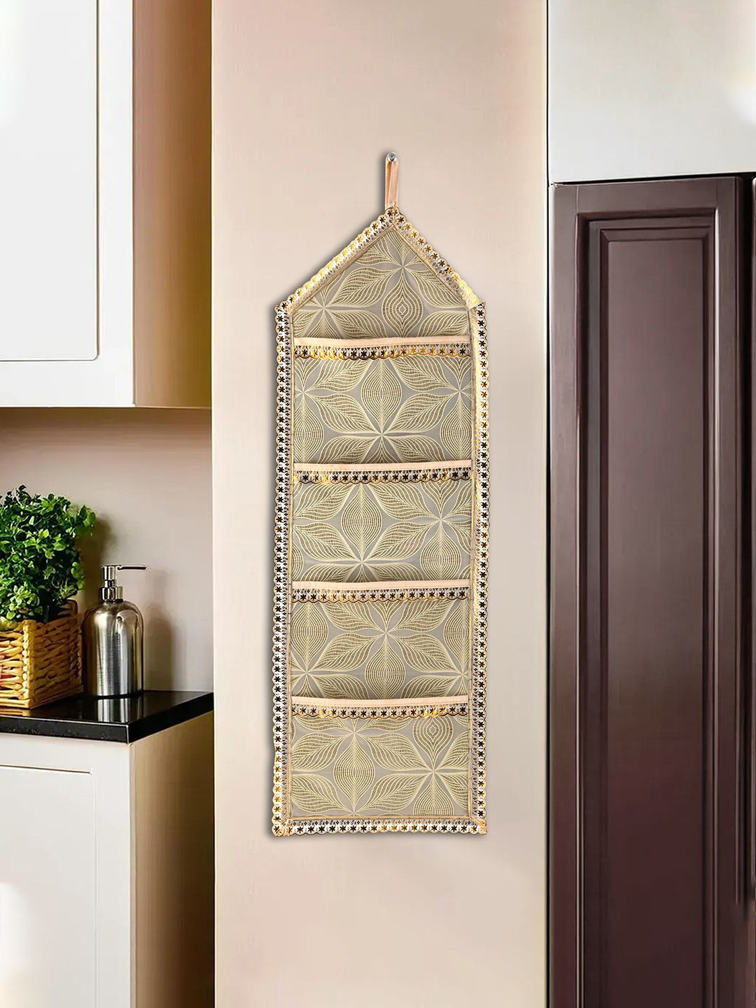 Kuber Industries Gold-Toned & Grey Printed Wall Hanging 3 Pockets Multi-Utility Organisers