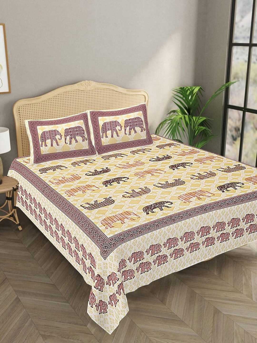 Bombay Spreads Peach Ethnic Motifs Pure Cotton 144 TC King Bedsheet with 2 Pillow Covers-106 x 89 inches