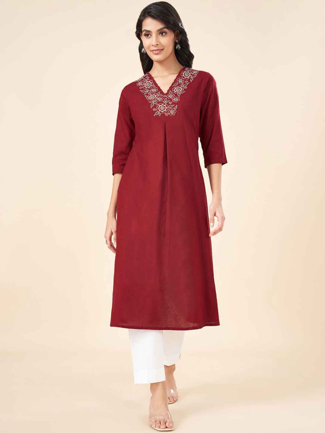 RANGMANCH BY PANTALOONS Floral Yoke Design Thread Work A-Line Kurta