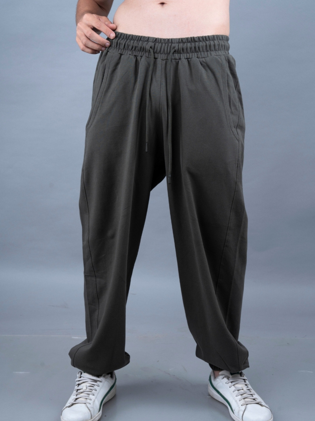 PRONK Men Loose Fit Mid Rise Joggers