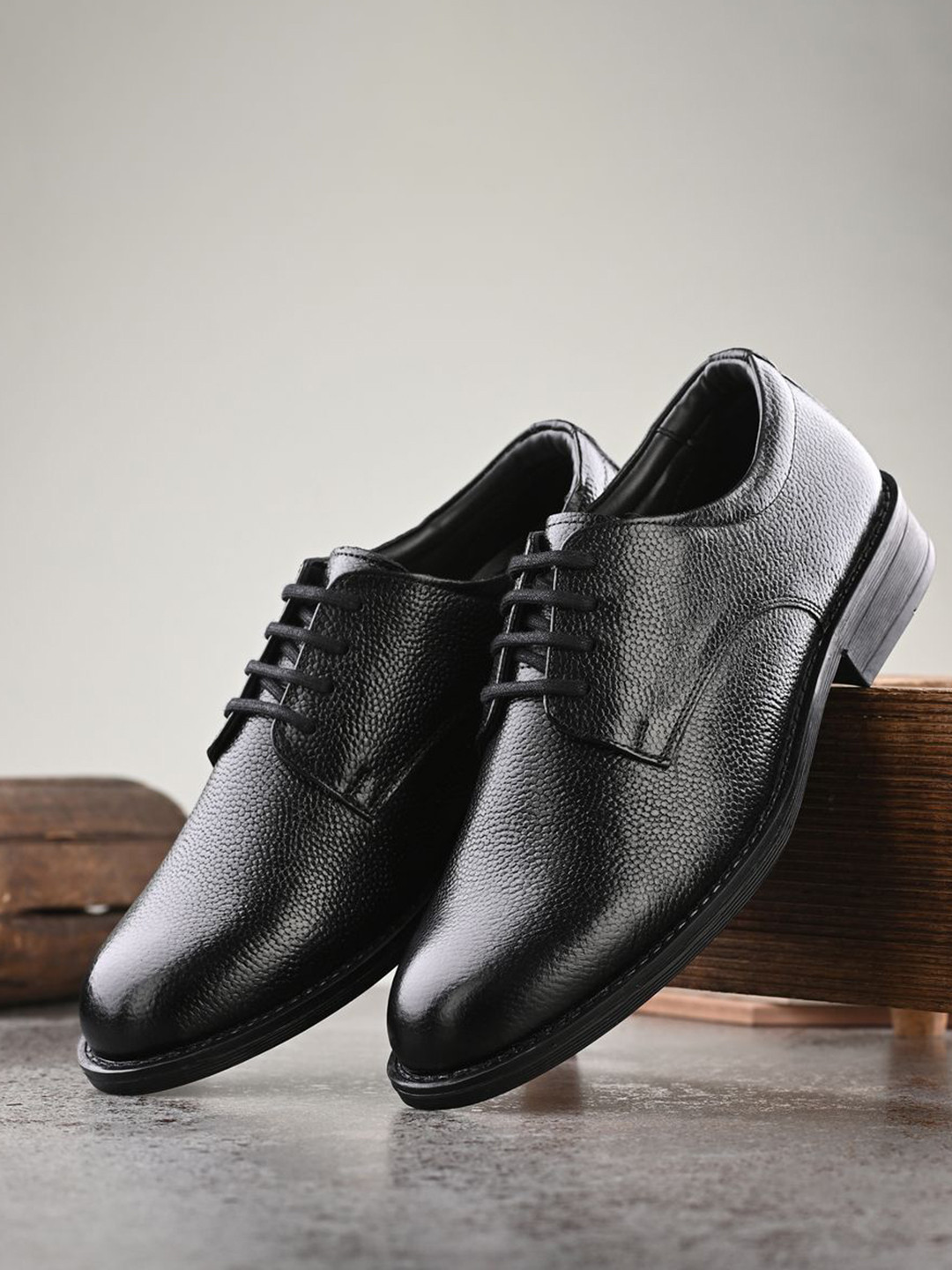 Auserio Men Leather Formal Derbys