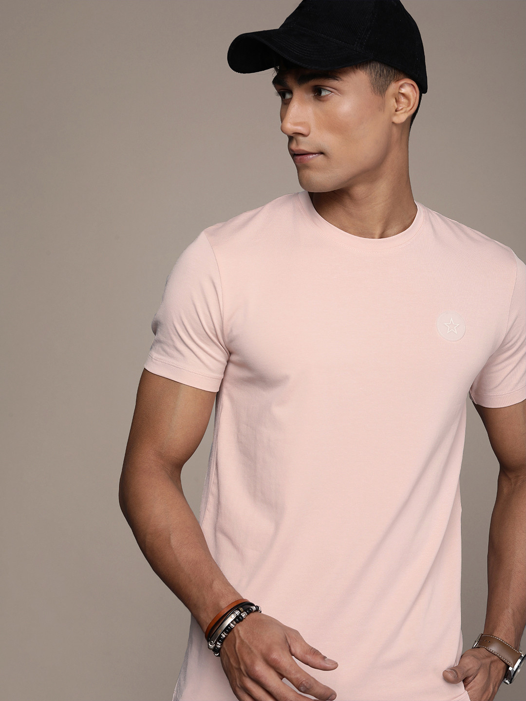 FORCE IX Men Round Neck Short Sleeves Applique T-shirt