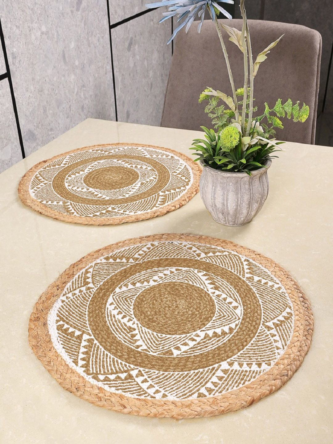 Saral Home Beige Colored & White 2 Pieces Printed Cotton Table Placemats