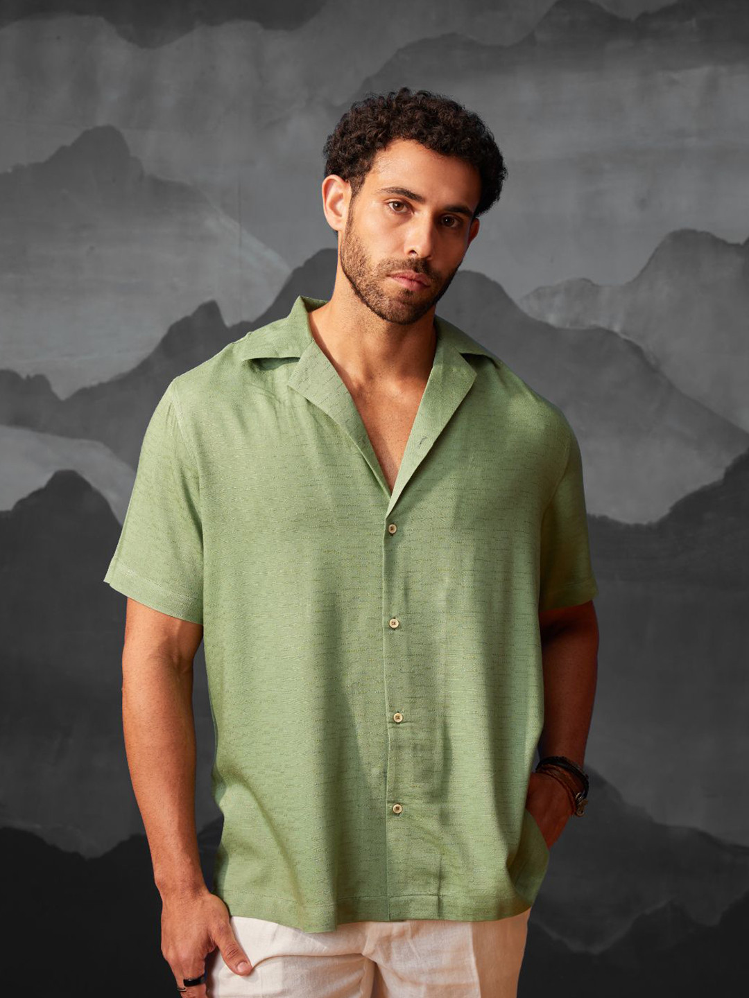 CMGE Men Relaxed Opaque Casual Shirt
