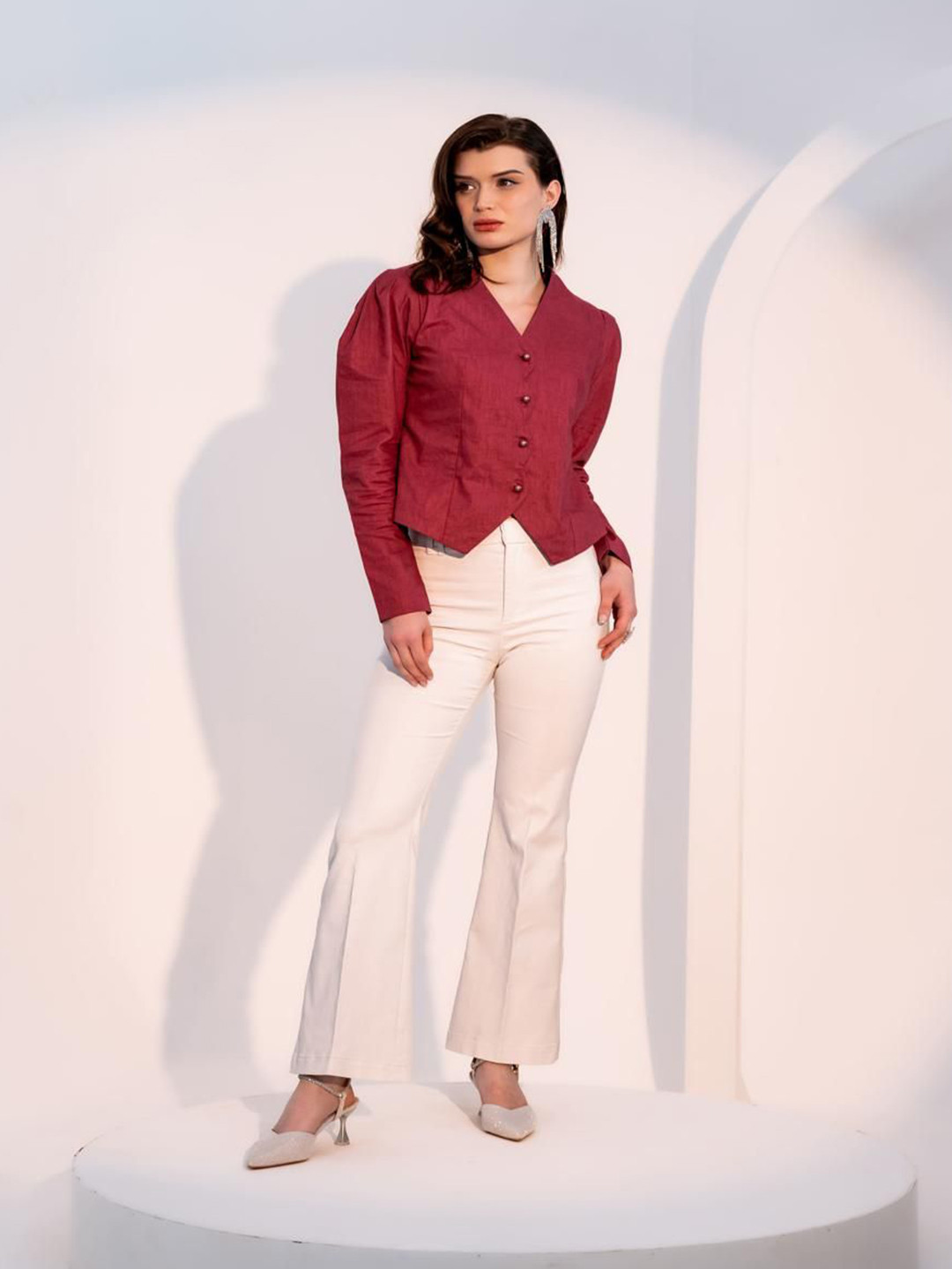 ENNESS STUDIO Tie-Up Neck Top