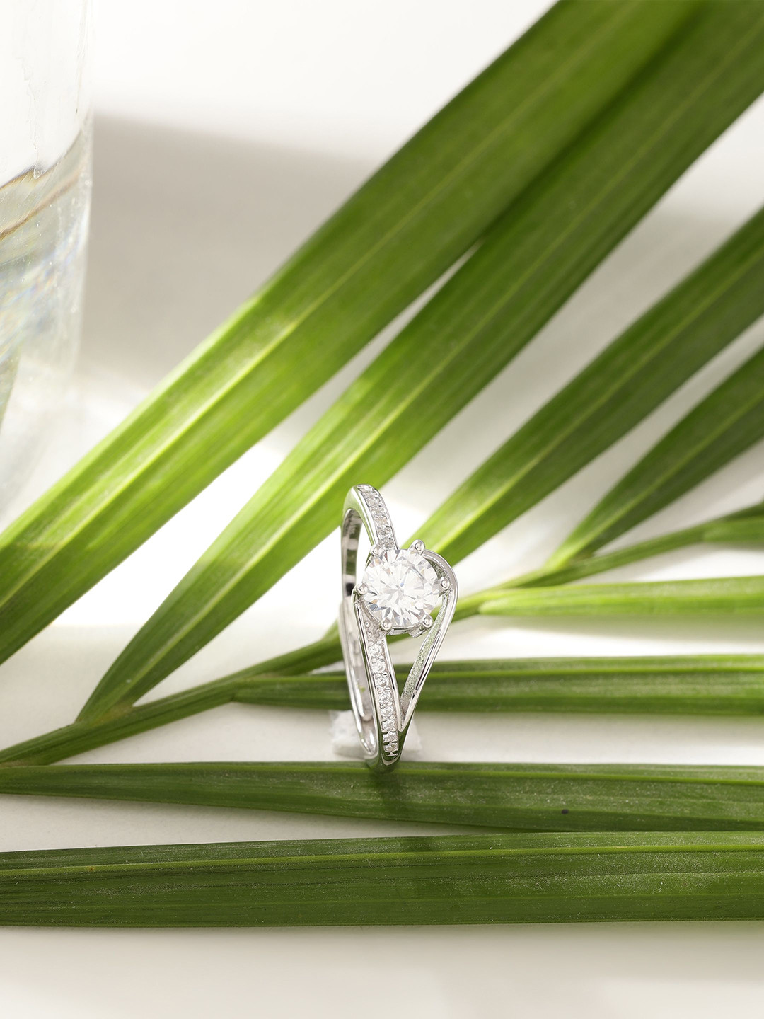 DIAVO 925 Sterling Silver Rhodium Plated Artificial Stones Aetherial Zenith Finger Ring