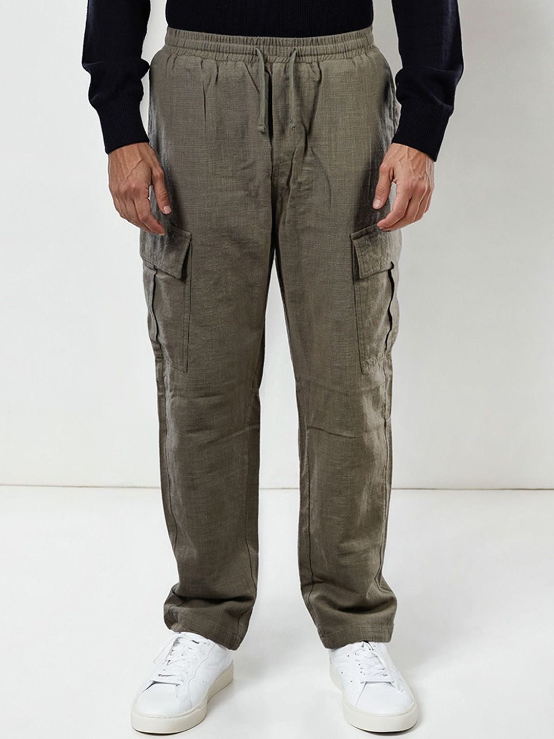 Celio Men Loose Fit Cotton Cargos Trousers