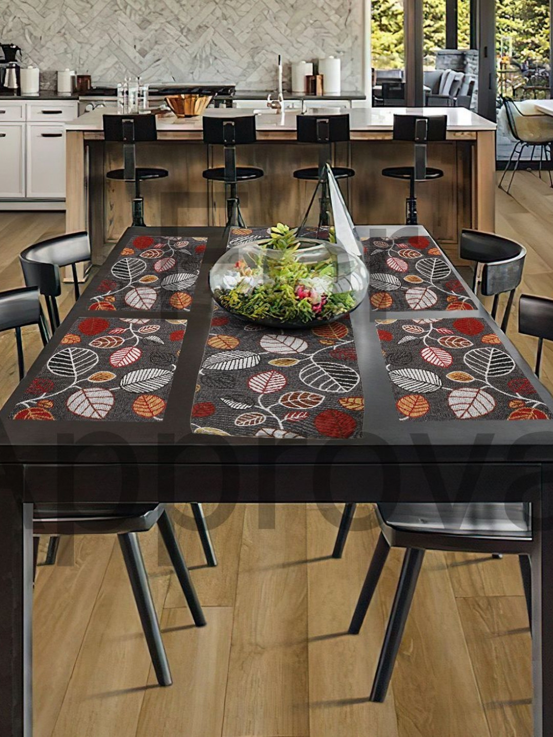 PRAKARTIK Set of 5 Black Printed Pure Cotton Dining Table Placemats &Runner