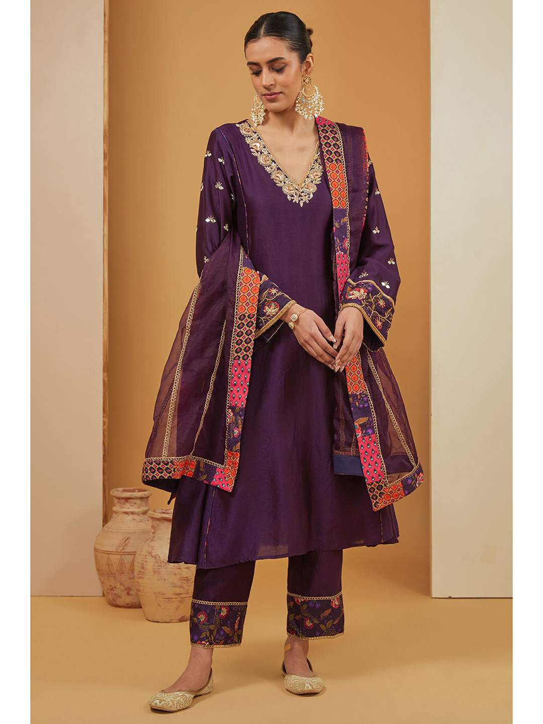 neha khullar Women Embroidered Regular Chanderi Silk Kurta with Trousers & With Dupatta