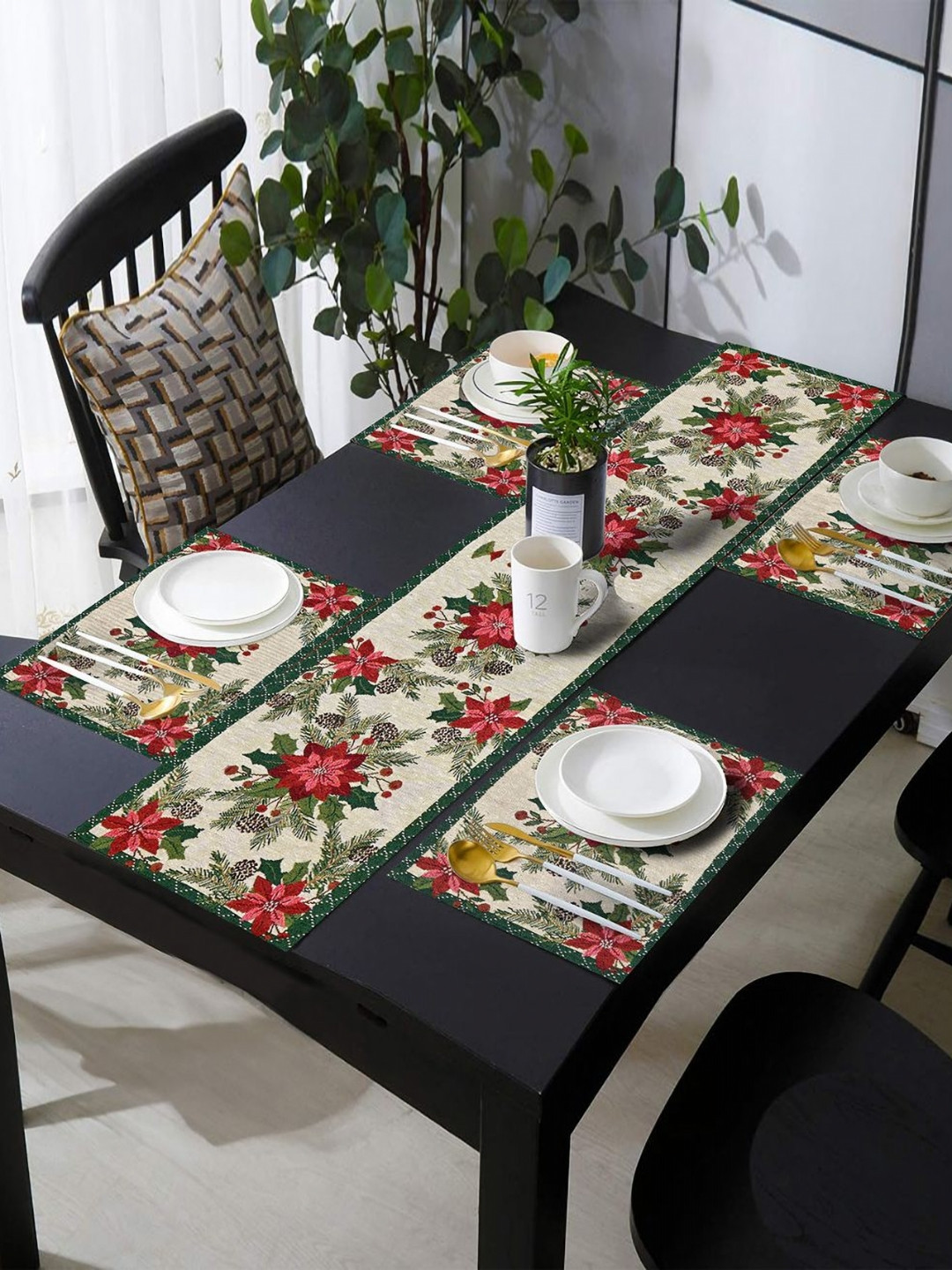 PRAKARTIK Set of 5 White & Red Flower Dining Table Mats With Runner