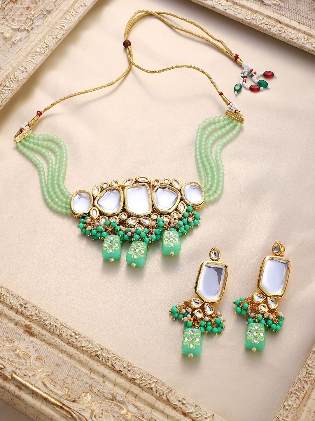 SOHI The Dareen Gold-Plated Stone Studded & Beaded Jewellery Set