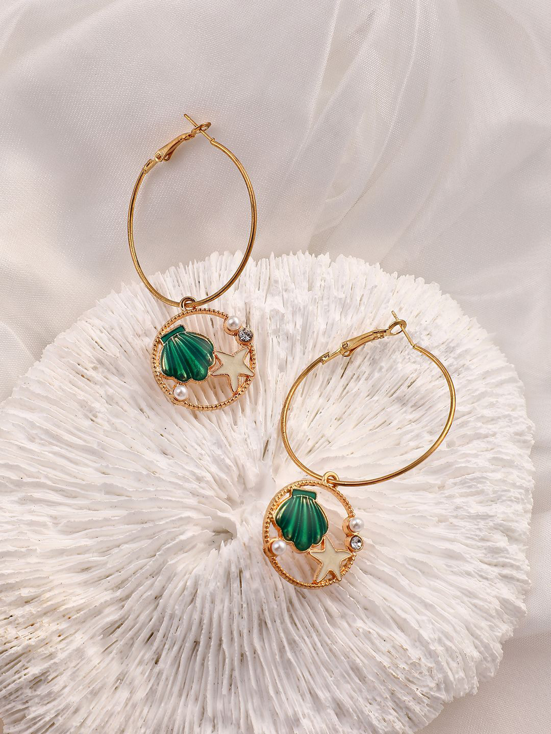 SOHI The Under-The-Sea Pearls Gold-Plated Beaded Contemporary Hoop Earrings