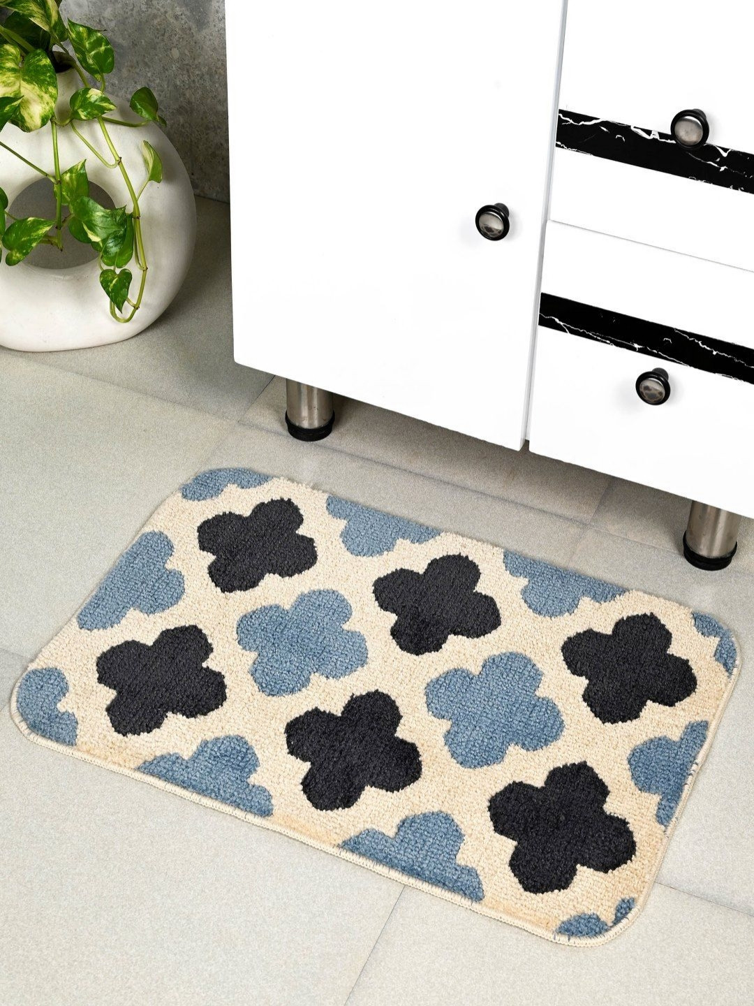 Saral Home Dark-Grey & Blue Printed Anti-Skid Bath Rugs